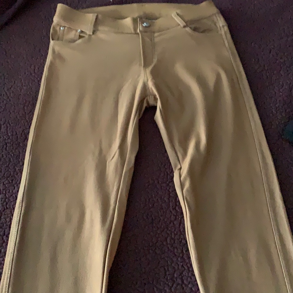 Tan stretchy capris